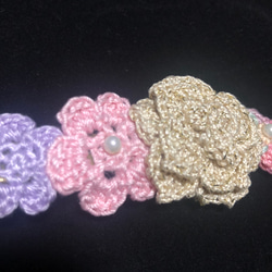 手編み花のヘアークリップ 2枚目の画像