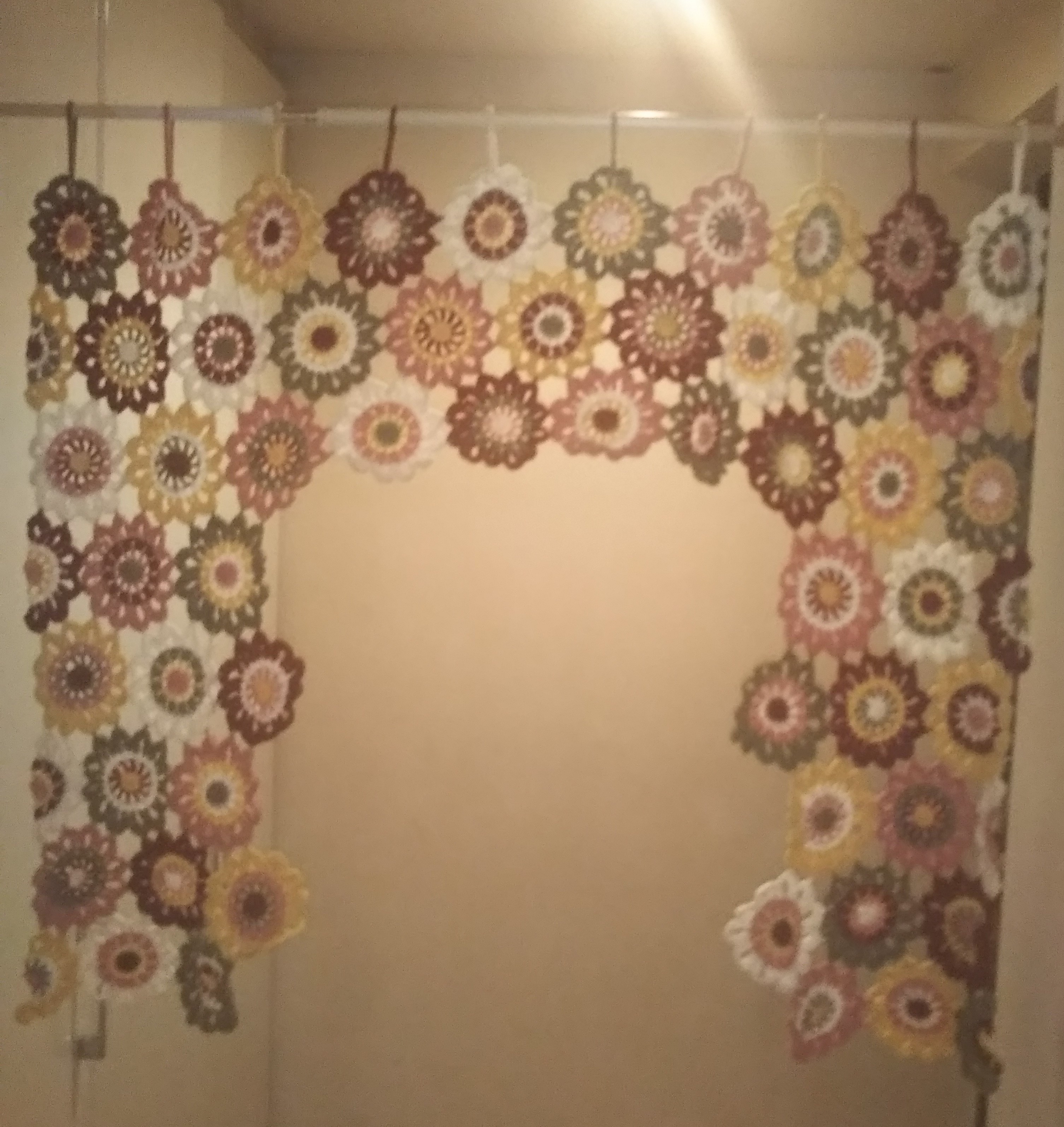 リニューアル～お花畑のカラフルモチーフのれん～送料無料