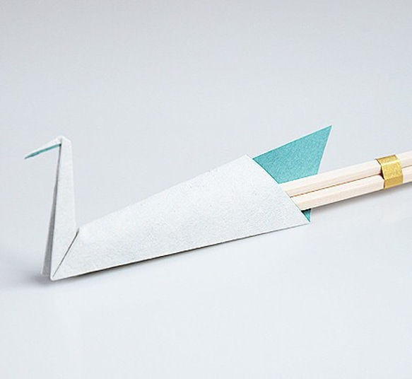 【再販】和紙の折り鶴が座る【祝箸】緑 1枚目の画像