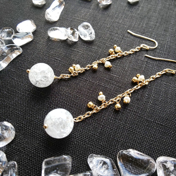 Crack Crystal w/ Chain Beads Earrings 1枚目の画像