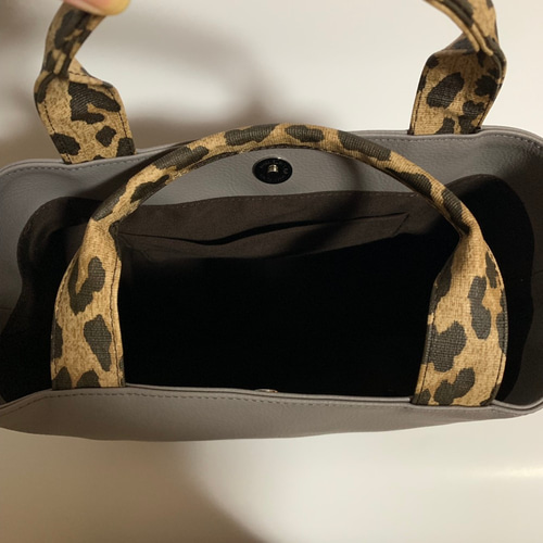 ヒョウ柄ハンドメイドレザートートバッグ 楽天市場】【数量限定】 毛付きバッグ ヒョウ柄 レディース