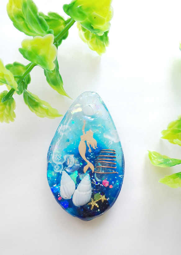 お得☆人魚姫の雫型オルゴナイトネックレス 1枚目の画像