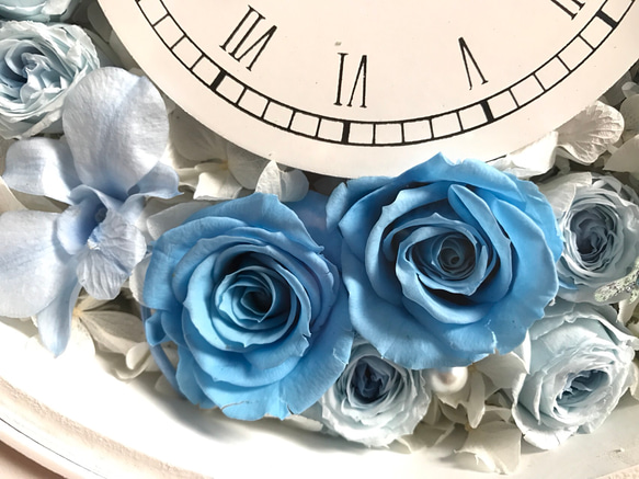 送料無料【当日・翌日出荷】1年保証付き　花時計　ブルー 3枚目の画像
