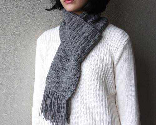 かぎ針編みのマフラー グレー マフラー 凛 通販 1591093｜Creema(クリーマ)