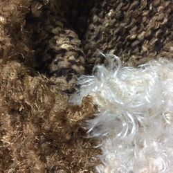9種の毛糸で編んだスヌード 2枚目の画像