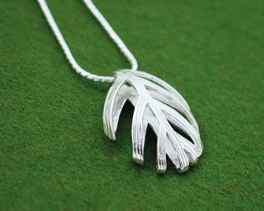 根っこ ペンダントトップ  (チェーンセット)