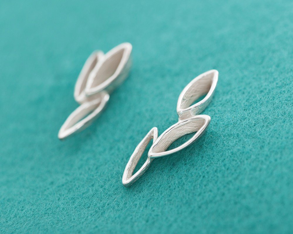 魚の群れ コンテンポラリージュエリー ピアス(イヤリングもオプション購入で可）