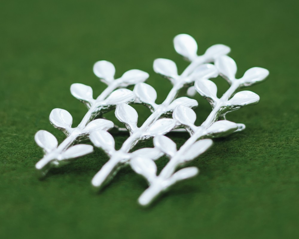 ニョキニョキ ブローチ/ペンダントトップ (チェーンなし)