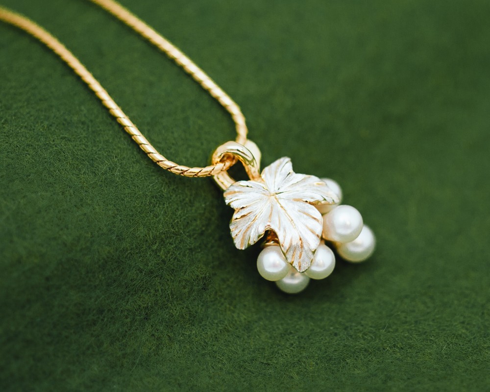 ぶどう ペンダントトップ  (チェーンセット)