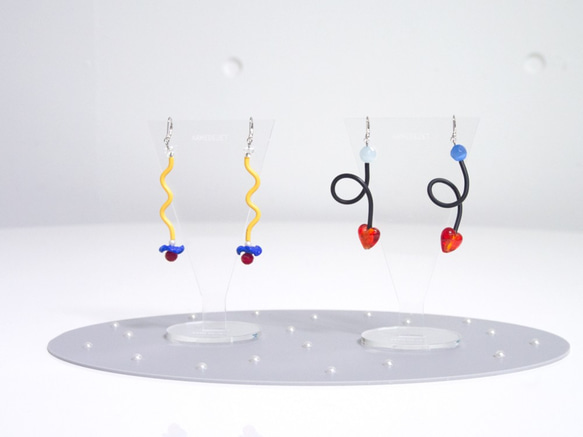 くねくねポップ Pierces / Earrings -memphis yellow- 6枚目の画像