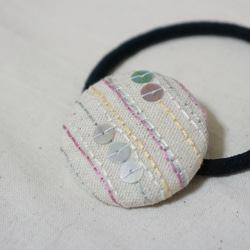 【送料込】秋の雨の刺繍のヘアゴム 4枚目の画像