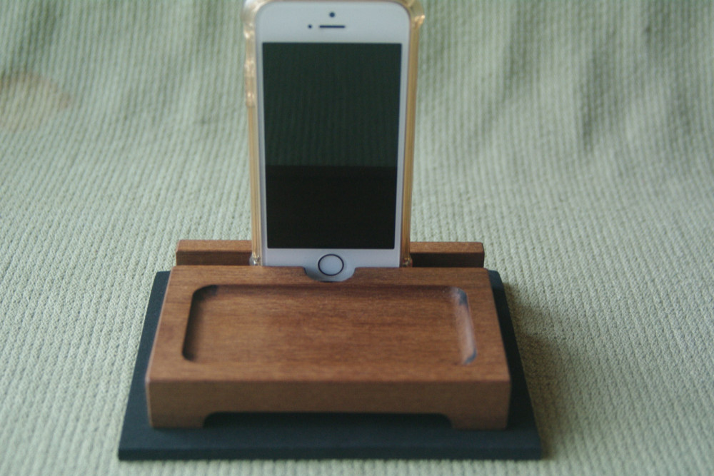 iPhone用スタンドトレイ(ECOスピーカー機能付き/薄型)