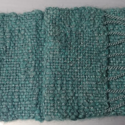 手織り 横糸スラブ毛糸のもこもこマフラー 3枚目の画像