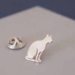おすわり猫 ネコのピンブローチシリーズ③ 銀細工 シルバー925