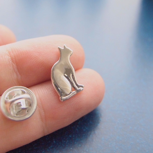 おすわり猫 ネコのピンブローチシリーズ③ 銀細工 シルバー925