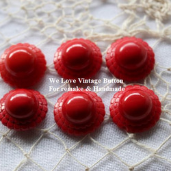 ヴィンテージボタン プラスチック 赤色　花柄6個 直径約2cm 1枚目の画像