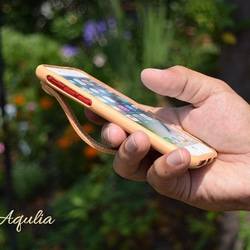 【世界初】iPhoneX ブッテーロ 1枚革のスマホカバー ベルト付き（パイソン柄） 4枚目の画像