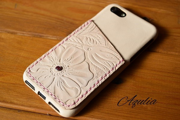 iPhone7/8  1枚革ケース カードケース(花柄)・クリスタルポイント付き 3枚目の画像
