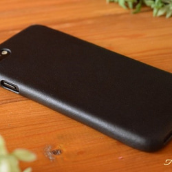 イタリアンレザー ブッテーロの1枚革 iPhone7/8ケース（黒） 3枚目の画像