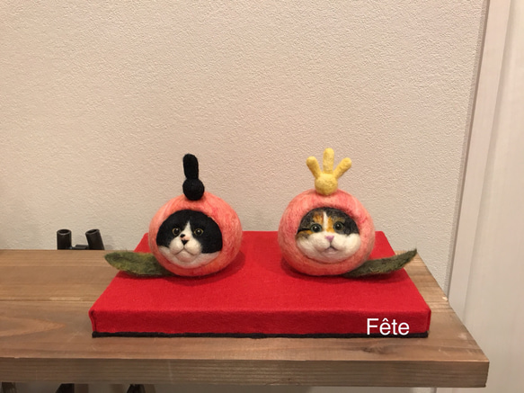 一点物！桃猫の雛人形(三毛猫&ハチワレ) 1枚目の画像