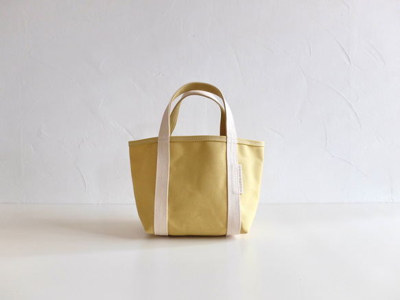 tote bag XS size ムギ(ハリのある帆布) 1枚目の画像