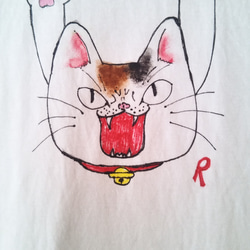 手描き魔除け猫Tシャツ♪ミケ 2枚目の画像