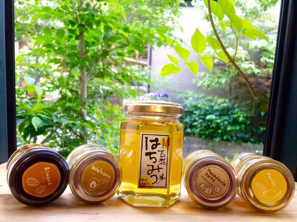 非加熱はちみつ１本とミニはちみつ漬け（ナッツ＆フルーツ）４本セット　4300円税別 2枚目の画像