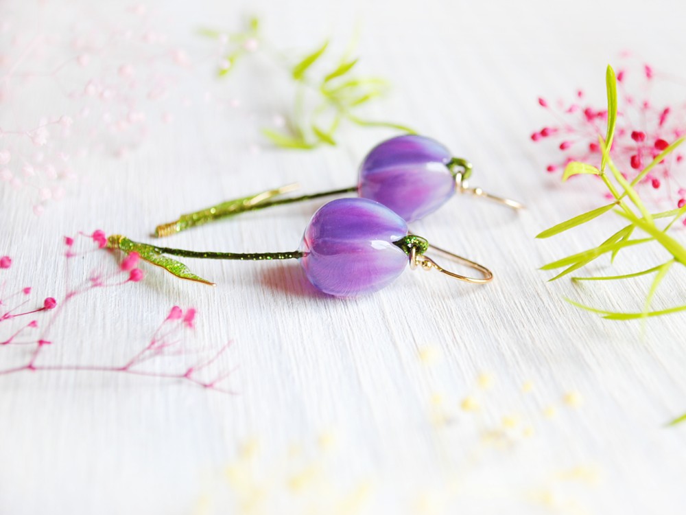 チューリップピアス～優しさをそえて～「バイオレット」 イヤリング対応