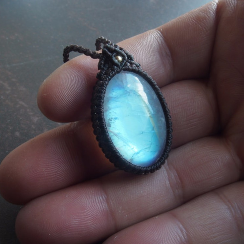 ロードクロサイト×アクアマリン×レインボームーンストーン*マクラメ