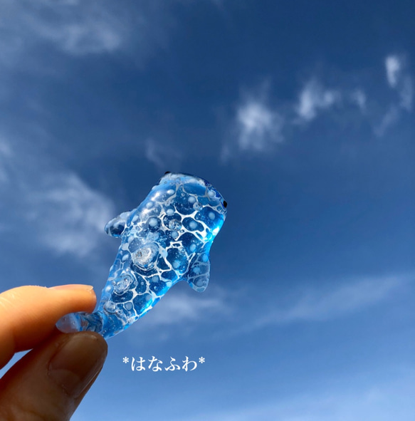 購入✖︎】他サイトにて完売しました オーロラ雫&フラワーforイヤホン