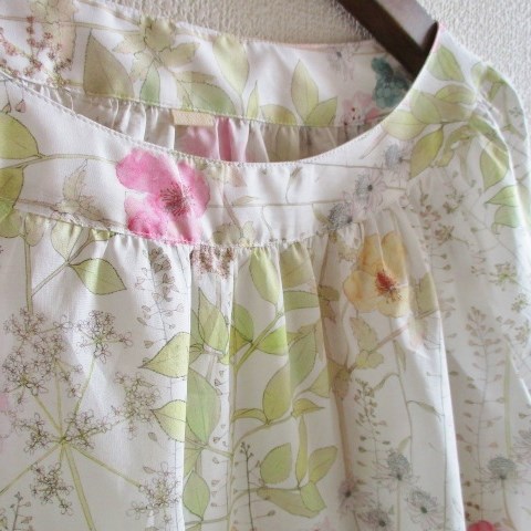 リバティ イルマ ピンク&イエロー系 ヨークブラウスSML リバティ イルマ ピンク&イエロー系 ヨークブラウスSML