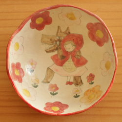 * T-sama的獨家屏幕粉末製粉器Bineri Akazukin-chan和Akazukin-chan最喜歡的狼碗。 第2張的照片