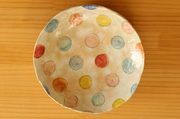 粉引きカラフルドットパスタ皿。 1枚目の画像