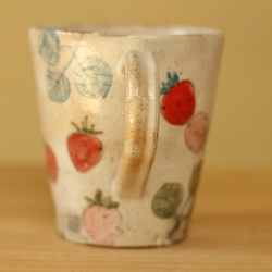 粉引きイチゴのどでかカップ。 2枚目の画像