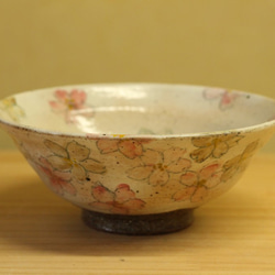 粉引き桜の浅鉢。 1枚目の画像