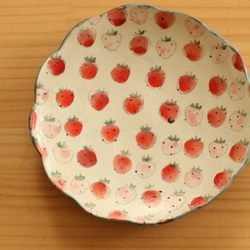 麵粉的草莓20厘米拉菜的明星。 第1張的照片