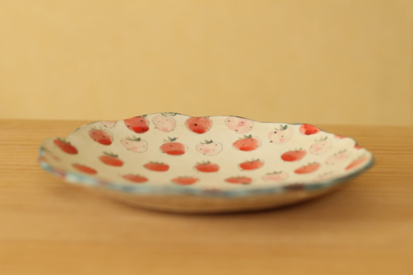 麵粉的草莓20厘米拉菜的明星。 第3張的照片