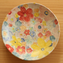 ※受注制作粉引き　カラフルお花畑のパスタ皿 1枚目の画像