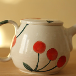 櫻桃茶壺。 第3張的照片