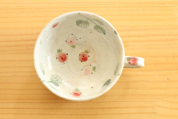 ※訂購生產粉末繪圖杯紅草莓和粉紅色的草莓。 第4張的照片