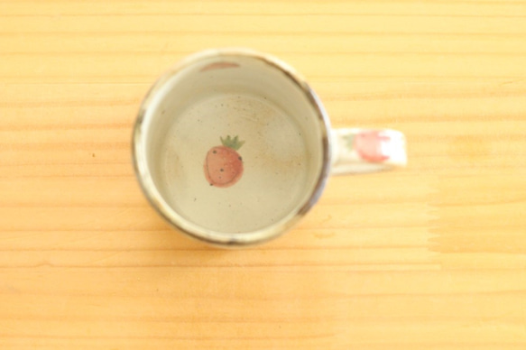 *訂單生產粉草莓是一杯嬰兒Pinkoo邊框。 第4張的照片