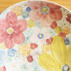 　粉引きお花畑のパスタ皿。 3枚目の画像