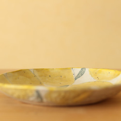 　粉引きレモンの皿。 2枚目の画像