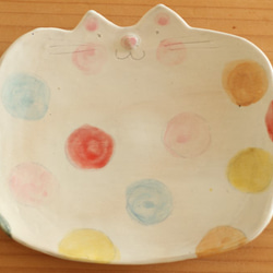 ※A様専用画面　粉引きカラフルドットねこのスクエアケーキ皿。 3枚目の画像