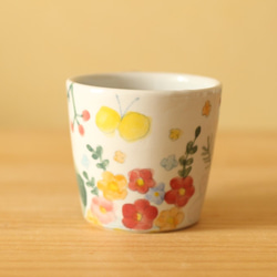 　うさぎと草花のカップ。 4枚目の画像