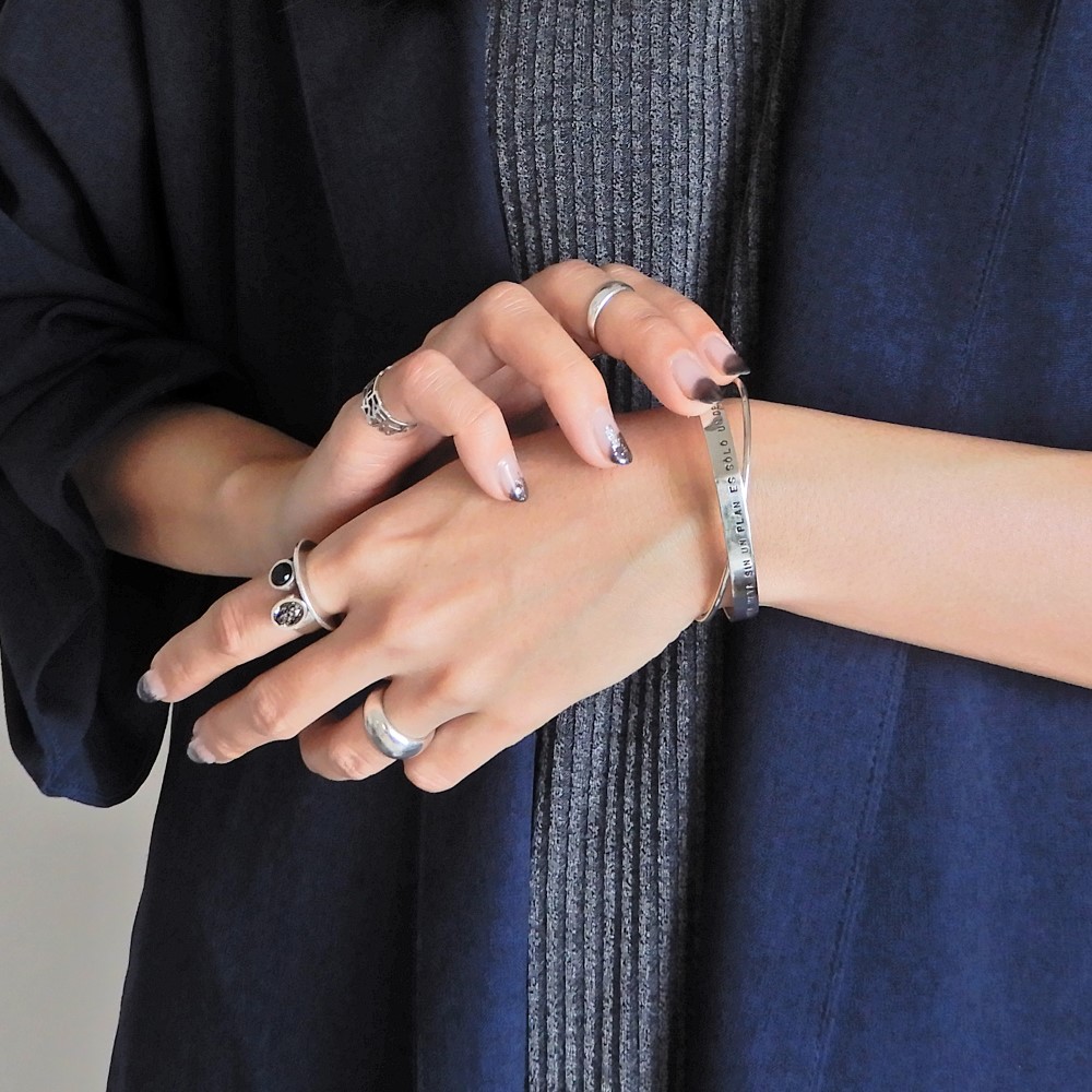 【再販・送料無料】クロスバングル / silver　B008