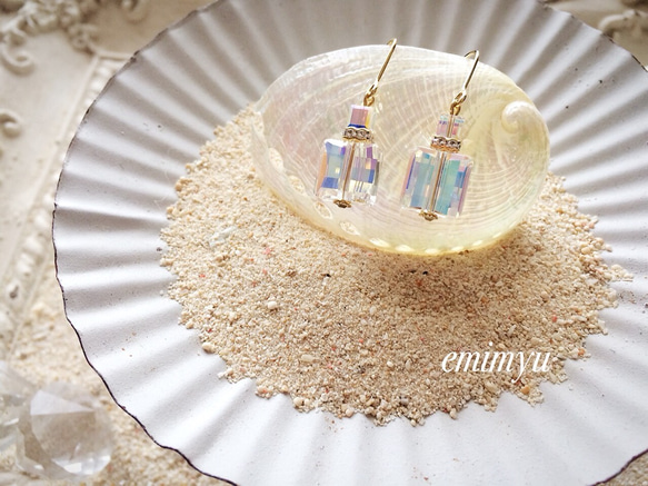 Aurora Crystal Bottle Pierce/Earring 2枚目の画像