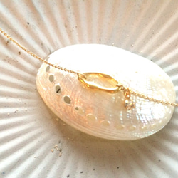 Oval Gold Zirconia Necklace 3枚目の画像