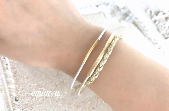 Gold&White Leather  Bracelet 1枚目の画像