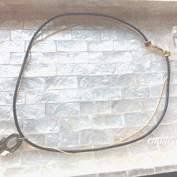 数量限定販売！Swarovski Crystal Gray Leather Necklace 3枚目の画像